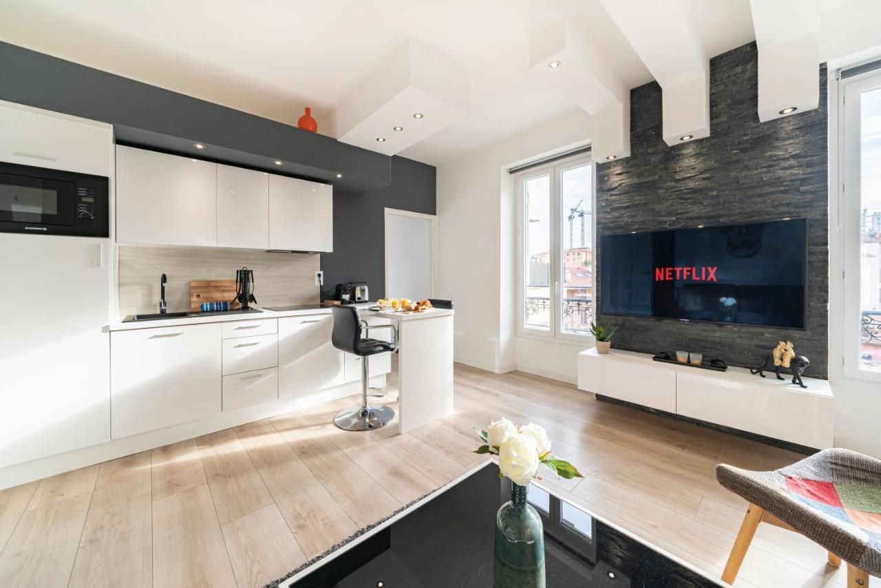 Frontiere Monaco, Appartement Renove Entierement - Ag Бюсолей Екстериор снимка