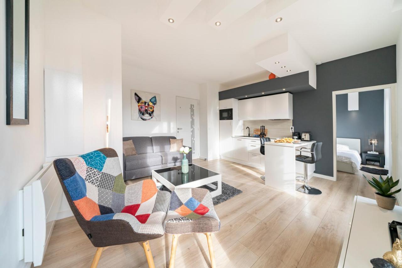 Frontiere Monaco, Appartement Renove Entierement - Ag Бюсолей Екстериор снимка